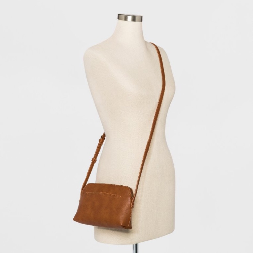 Universal threads brown leather purse